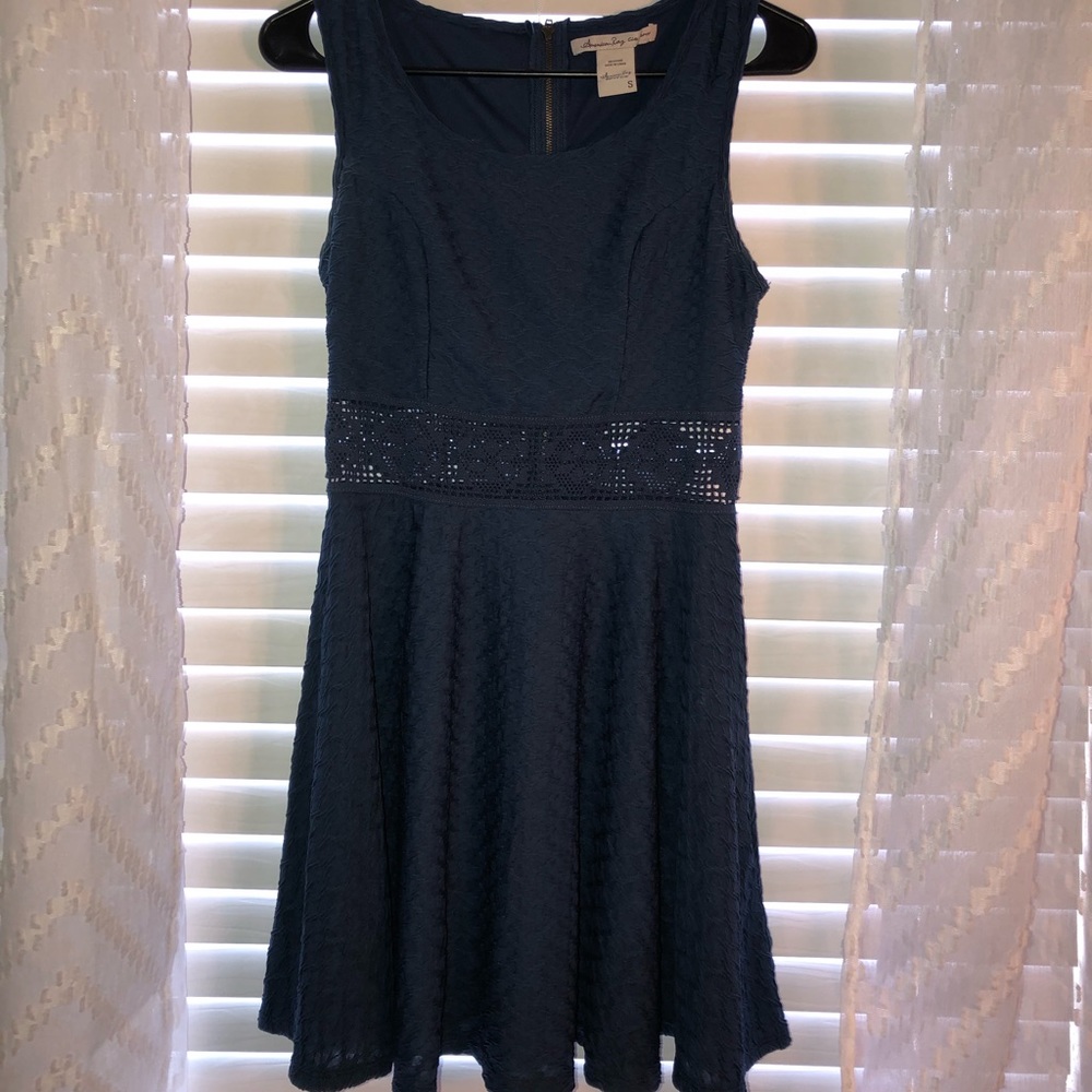 Sleeveless graduation dress